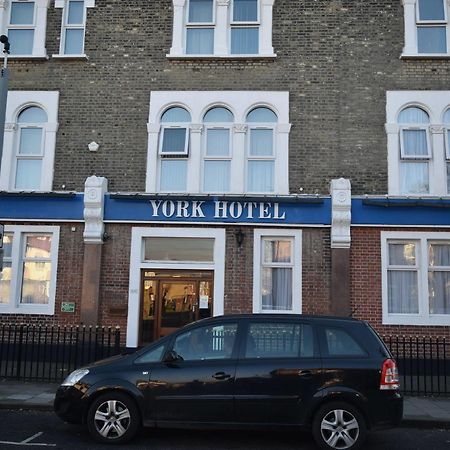 אילפורד York Hotel מראה חיצוני תמונה